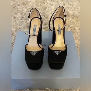 Prada Plateau Ankle Strap Platform Pump - size 37.5 (7.5)